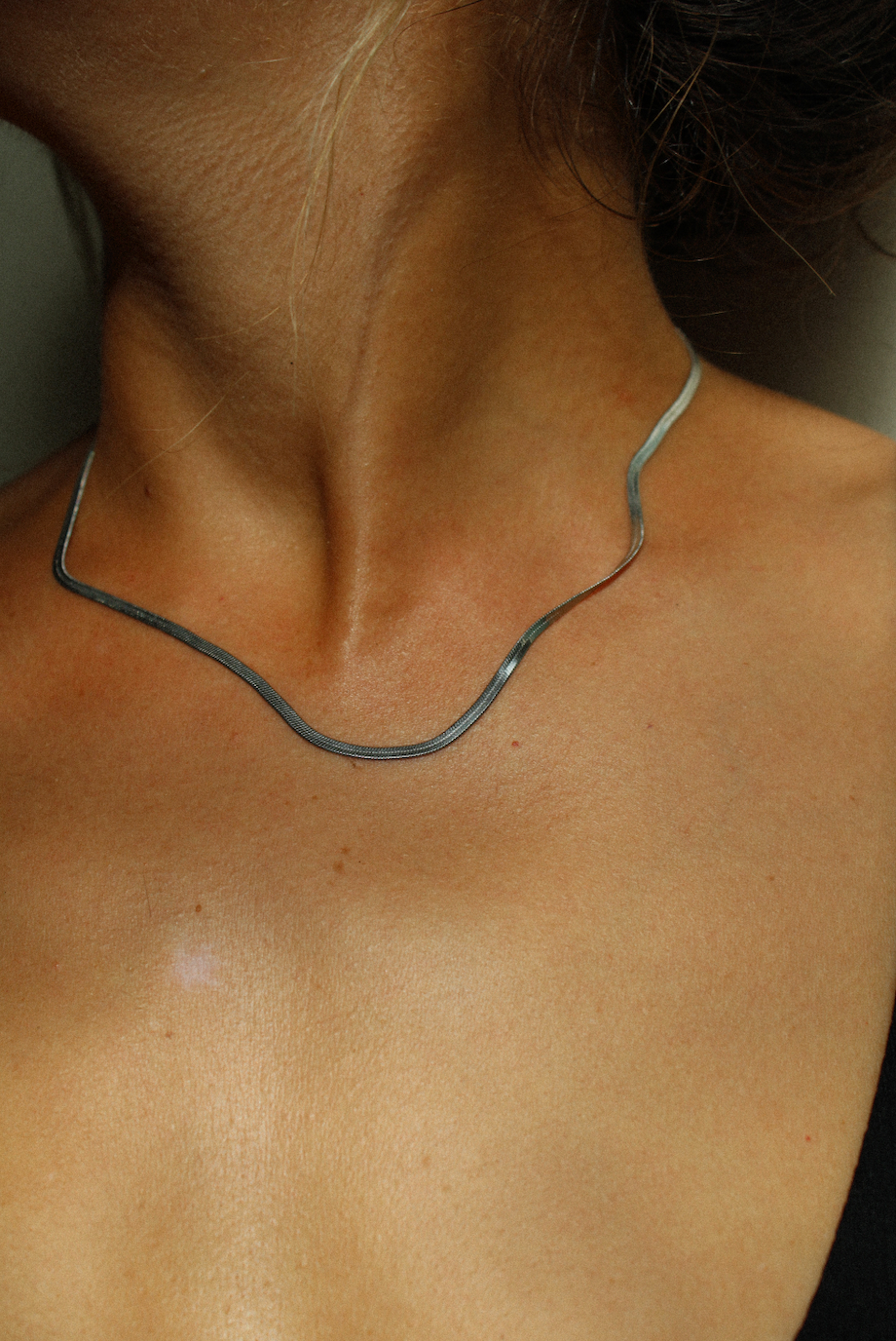 SNAKE NECKLACE
