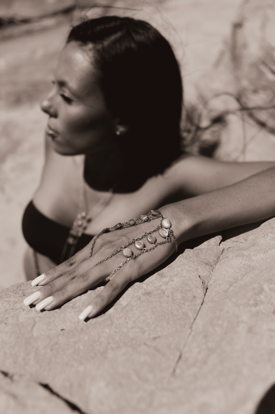 THALASSA Hand Chain